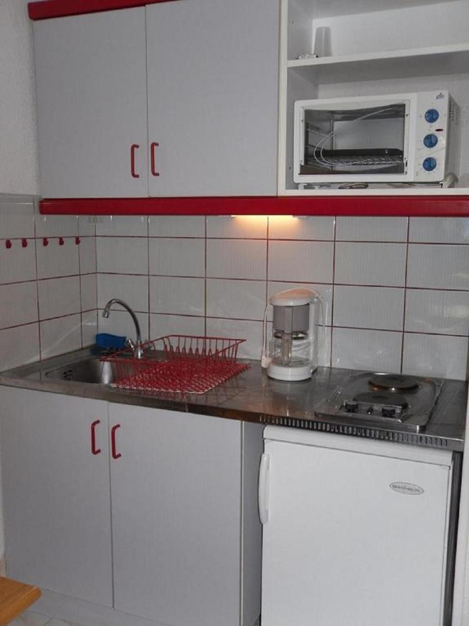 Vittoria Immobilier 6 -Reglement Sur Place - Cheques Vacances Acceptes Ла Гранде-Моте Стая снимка