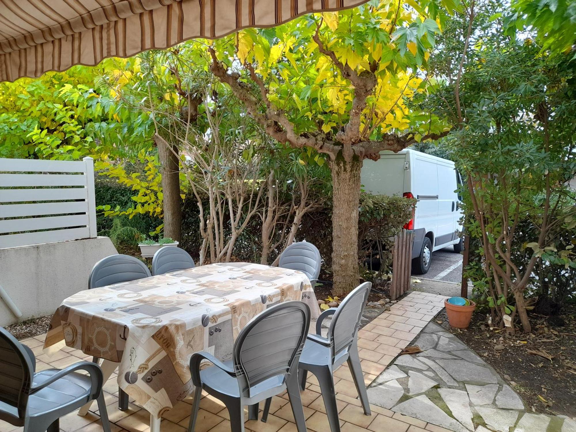 Vittoria Immobilier 6 -Reglement Sur Place - Cheques Vacances Acceptes Ла Гранде-Моте Стая снимка